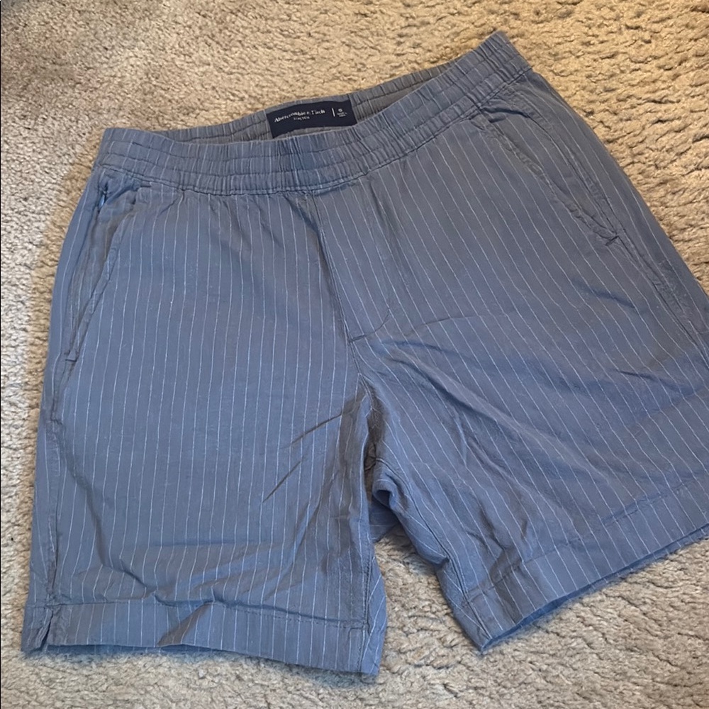 Abercrombie & Fitch grey and white Striped Men Shorts